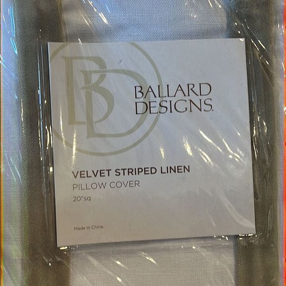 Pair Ballard Designs Velvet Striped Linen Pillow Covers, White and Doe 20”x20” - Picture 5 of 6